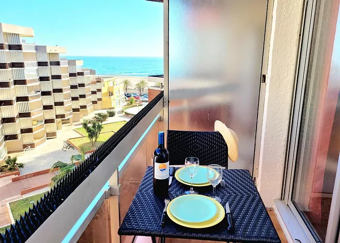 Canet-en-roussillon: 2 Personnes Avec Balcon - Fr-1-794-172 *